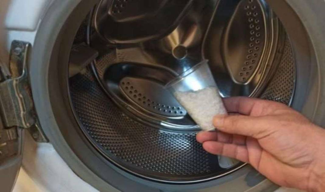 Çamaşır makinesine 1 bardak koyun kireçten kurtulun! Çamaşır makineniz ilk günkü performansına dönsün 13